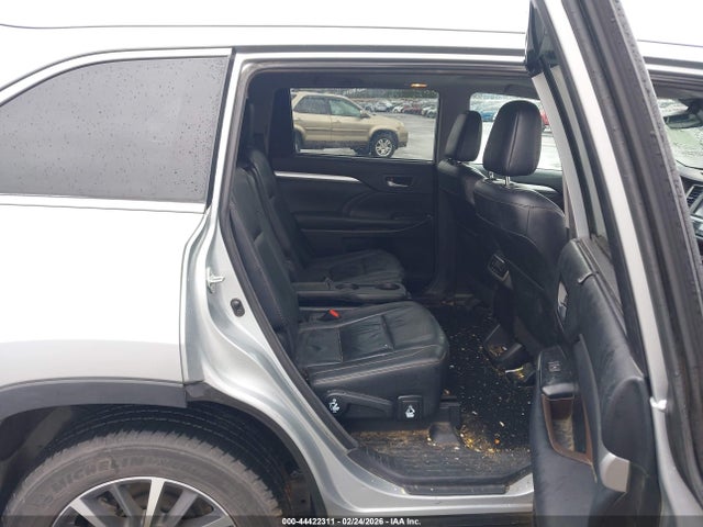 5TDJZRFH4JS553664 Toyota Highlander Xle