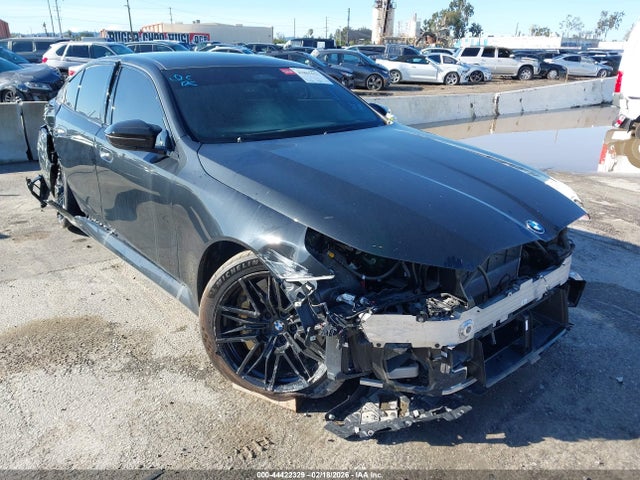 2026 BMW M5 WBS83FK06TCW13620 Photo 0