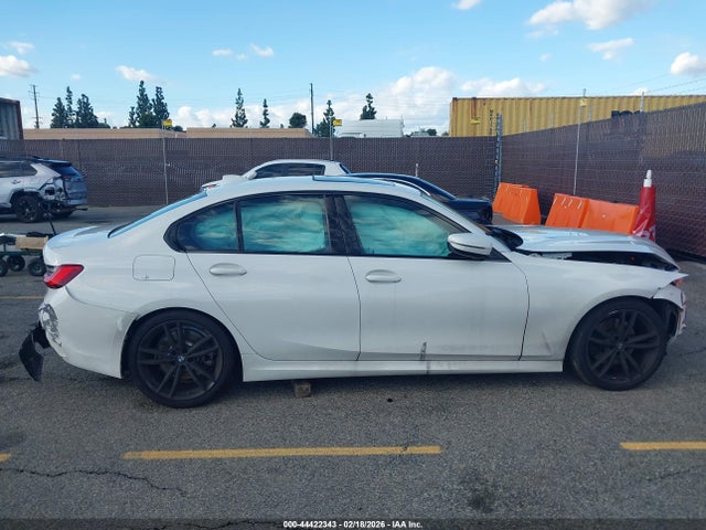 3MW5R1J09L8B17048 BMW 330I