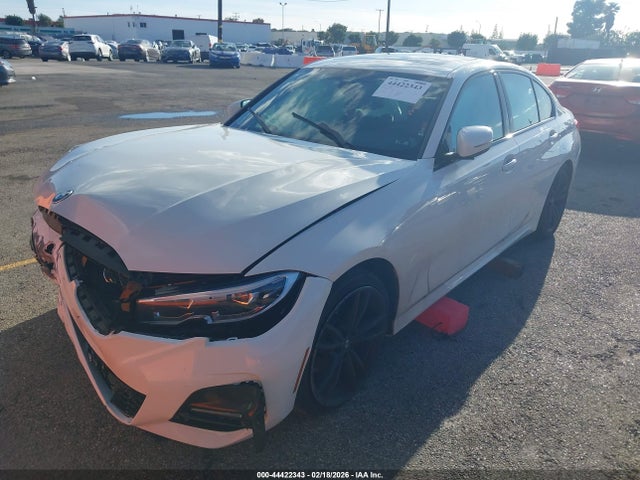 3MW5R1J09L8B17048 BMW 330I