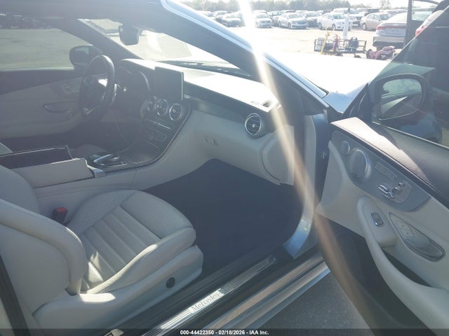 44422350 :رقم المزاد ، WDDWK4JB2HF522333 vin ، 2017 Mercedes-benz C 300 مزاد بيع
