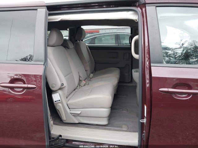 KIA SEDONA LX 2018 KNDMB5C12J6394192 Image 19