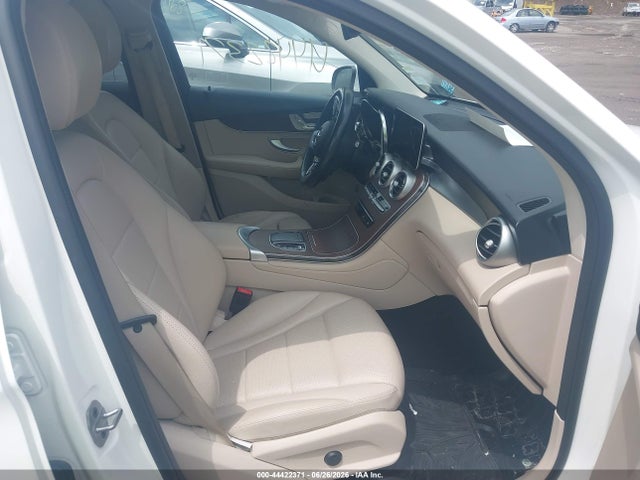 W1N0G8EBXNV341297 Mercedes-Benz Glc 300 4matic Suv