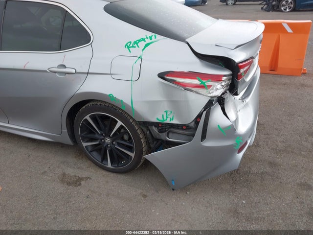 4T1B61HK9JU126298 Toyota CAMRY XSE