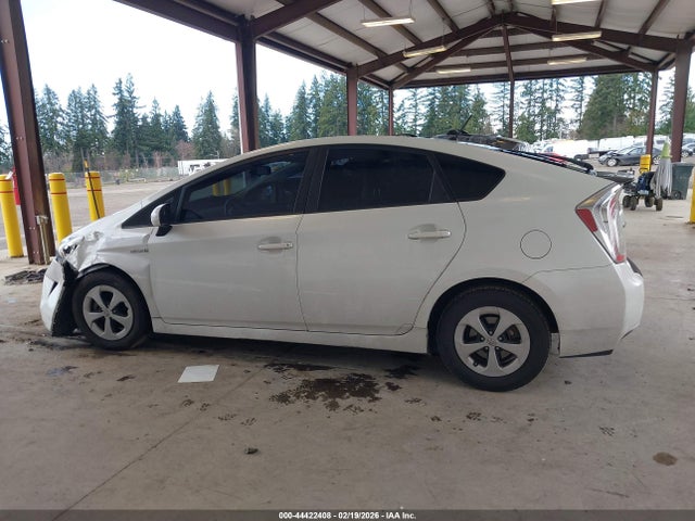 Toyota Prius Two 2015 JTDKN3DU0F1880452 Image 14