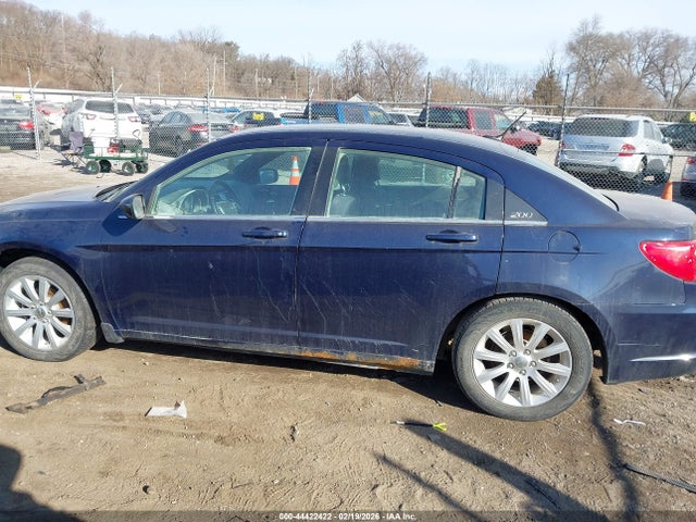 Продажа на аукционе авто 2013 Chrysler 200 Touring, vin: 1C3CCBBB7DN595442, номер лота: 44422422
