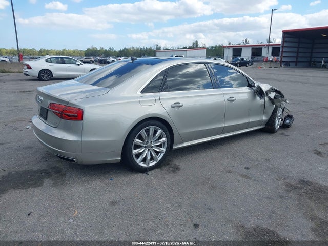 2017 AUDI A8 L WAU44AFD1HN020856 Photo 3