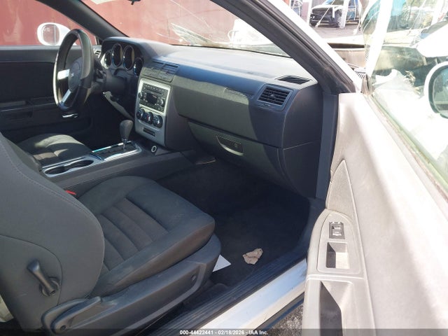 Продажа на аукционе авто 2010 Dodge Challenger Se, vin: 2B3CJ4DV3AH322489, номер лота: 44422441