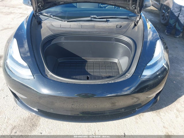 44422452 :رقم المزاد ، 5YJ3E1EA8KF296685 vin ، 2019 Tesla Model 3 Long Range/mid Range/standard Range/standard Range Plus مزاد بيع