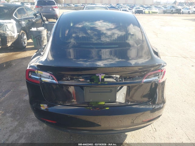44422452 :رقم المزاد ، 5YJ3E1EA8KF296685 vin ، 2019 Tesla Model 3 Long Range/mid Range/standard Range/standard Range Plus مزاد بيع