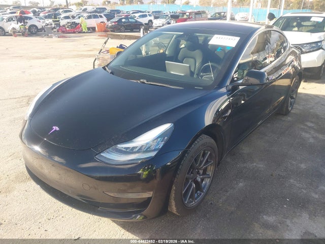 44422452 :رقم المزاد ، 5YJ3E1EA8KF296685 vin ، 2019 Tesla Model 3 Long Range/mid Range/standard Range/standard Range Plus مزاد بيع