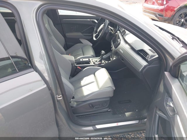 Продажа на аукционе авто 2024 Audi Q3 Premium Plus 45 Tfsi S Line Quattro Tiptronic, vin: WA1EECF31R1097379, номер лота: 44422456