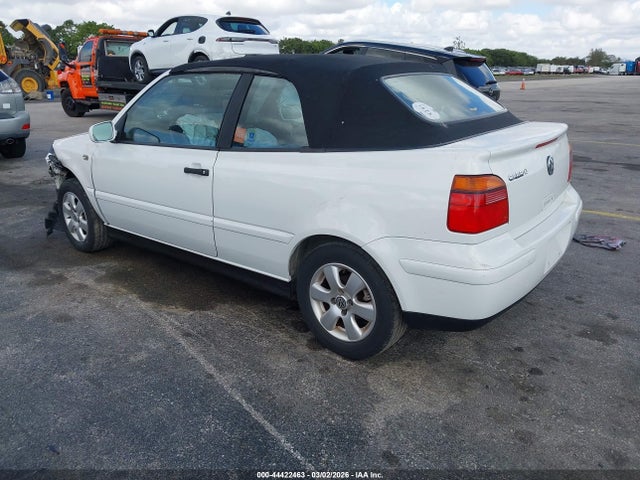 Продажа на аукционе авто 2001 Volkswagen Cabrio Glx, vin: 3VWDC21V01M810190, номер лота: 44422463