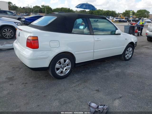 Продажа на аукционе авто 2001 Volkswagen Cabrio Glx, vin: 3VWDC21V01M810190, номер лота: 44422463