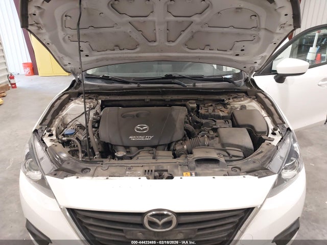 Продаж на аукціоні авто 2015 Mazda Mazda3 I Sport, vin: 3MZBM1U76FM216755, номер лоту: 44422485