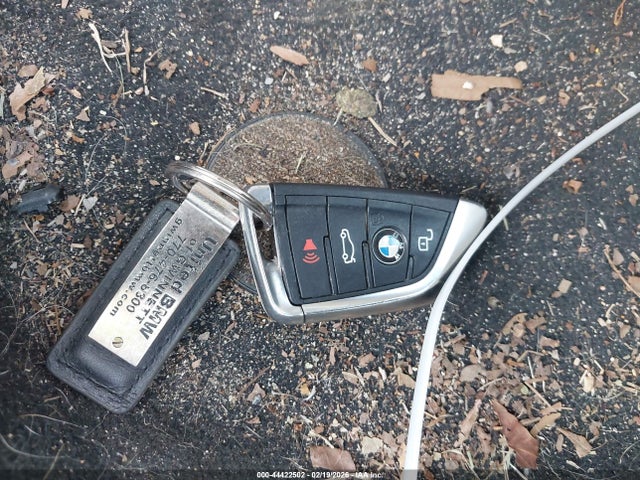 2020 Bmw 330i მანქანა იყიდება აუქციონზე, vin: 3MW5R1J0XL8B45246, აუქციონის ნომერი: 44422502