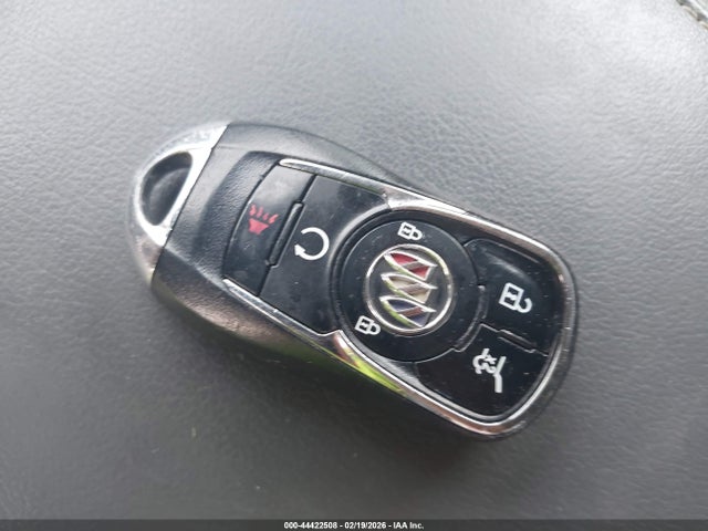 5GAERBKWXLJ210825 Buick Enclave Essence