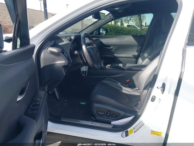 Продажа на аукционе авто 2019 Lexus Ux 200 F Sport, vin: JTHY3JBH1K2014000, номер лота: 44422517