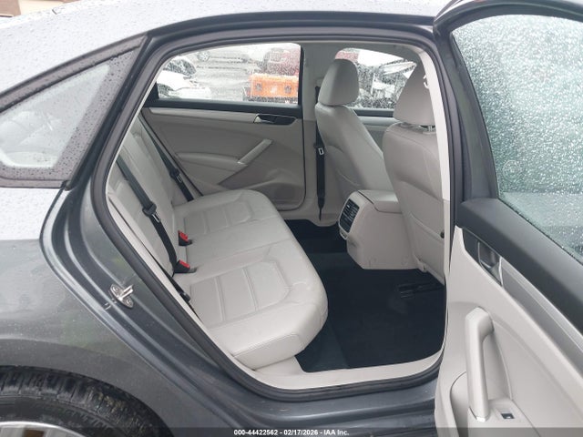 2019 VOLKSWAGEN PASSAT 1VWLA7A36KC009599 Photo 7
