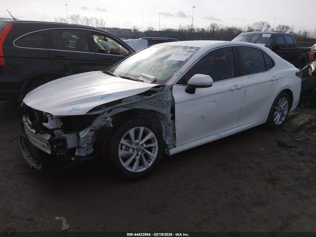 4T1C11AK1MU452839 Toyota CAMRY LE