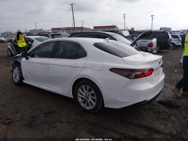 4T1C11AK1MU452839 Toyota CAMRY LE