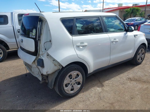KNDJN2A27E7031181 KIA Soul