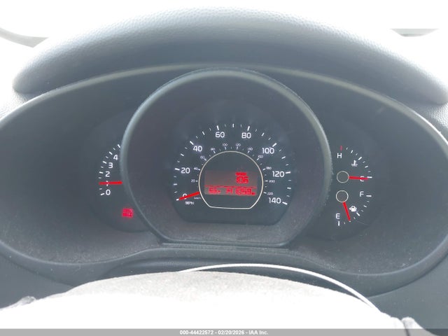 KNDJN2A27E7031181 KIA Soul