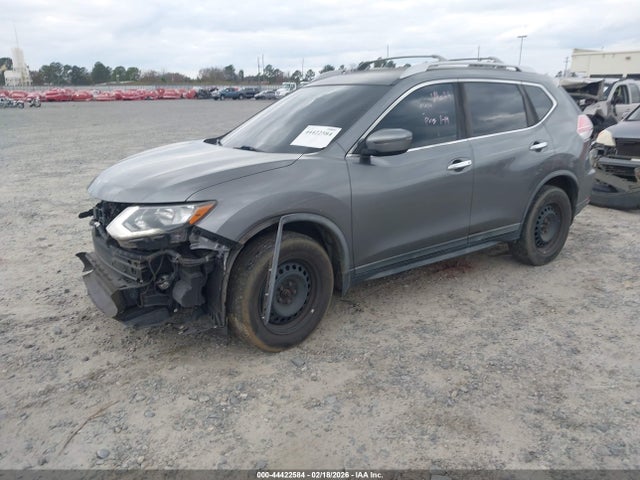 2017 NISSAN ROGUE KNMAT2MV7HP591217 Photo 1
