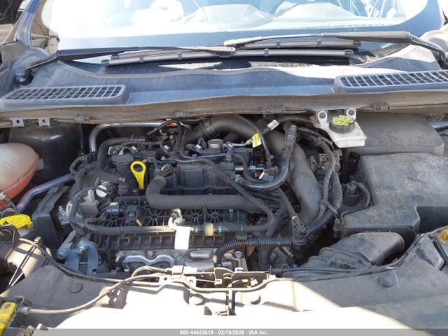 1FMCU9GDXKUB67021 Ford ESCAPE SE
