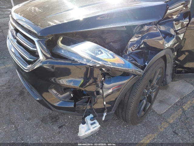 1FMCU9GDXKUB67021 Ford ESCAPE SE