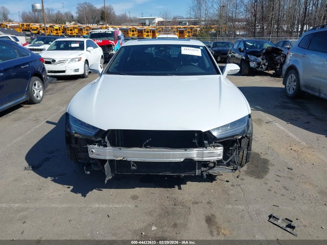 Продажа на аукционе авто 2017 Audi A7 3.0t Premium Plus, vin: WAUW2AFC9HN032601, номер лота: 44422633