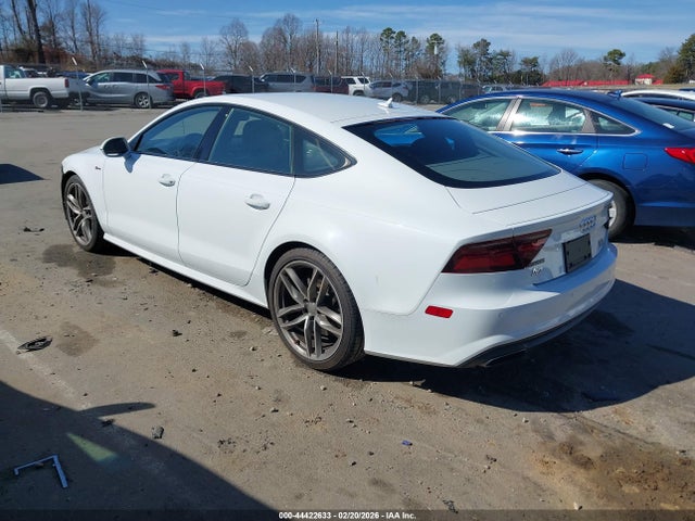 2017 AUDI A7 WAUW2AFC9HN032601 Photo 2