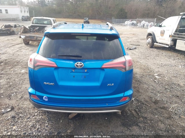 2T3WFREV8GW280435 Toyota Rav4 Xle