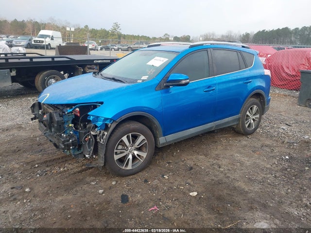 2T3WFREV8GW280435 Toyota Rav4 Xle