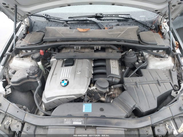 2006 BMW 330I WBAVB33526KS32862 Photo 9
