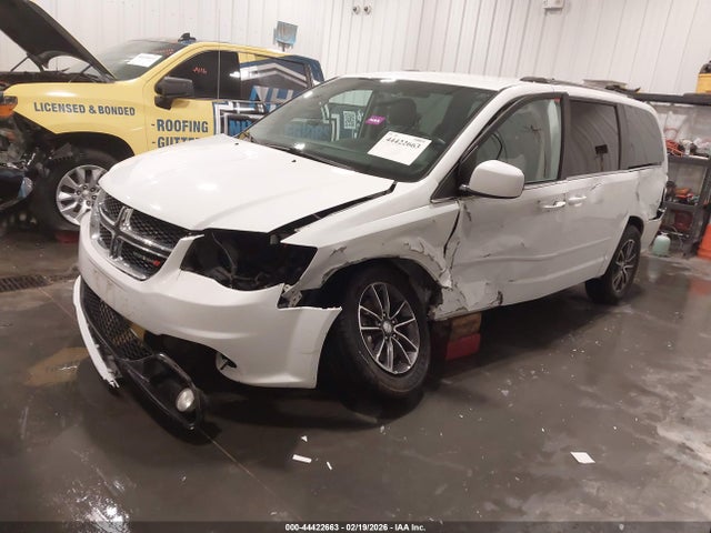 2C4RDGCGXHR664644 Dodge Grand Caravan Sxt