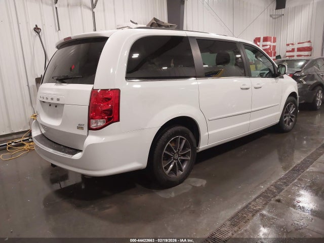2C4RDGCGXHR664644 Dodge Grand Caravan Sxt