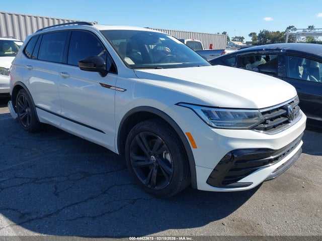 2023 VOLKSWAGEN TIGUAN 3VVCB7AX2PM034493