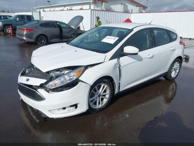 1FADP3K25JL217997 Ford FOCUS SE
