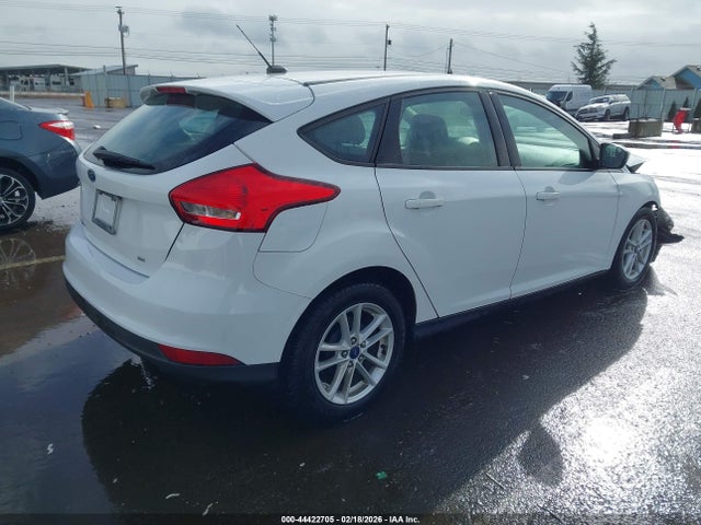 1FADP3K25JL217997 Ford FOCUS SE