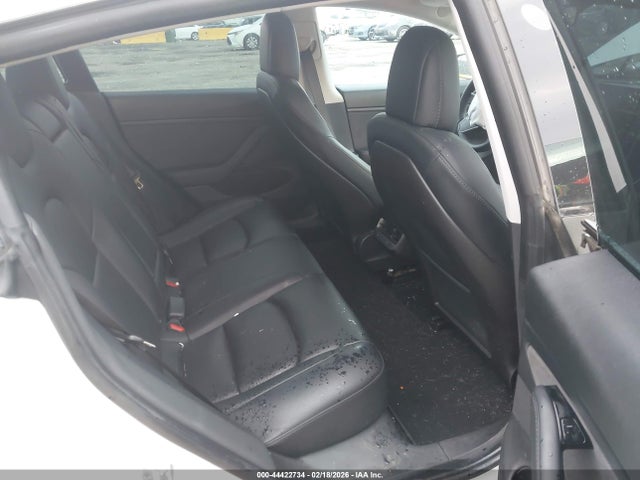 44422734 :رقم المزاد ، 5YJ3E1EB8LF637433 vin ، 2020 Tesla Model 3 Long Range Dual Motor All-wheel Drive مزاد بيع
