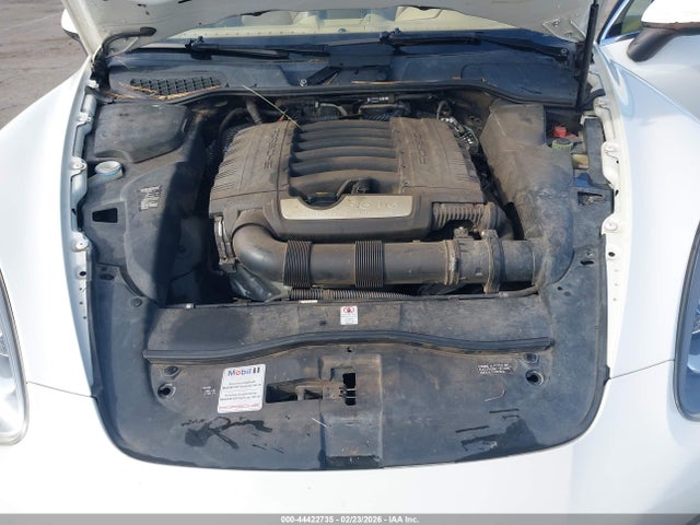 2011 PORSCHE CAYENNE WP1AA2A21BLA05804 Photo 9