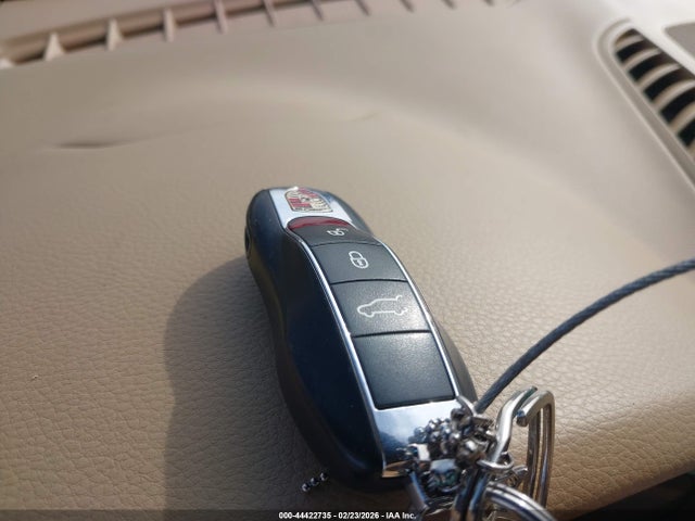 2011 PORSCHE CAYENNE WP1AA2A21BLA05804 Photo 10