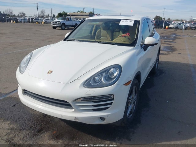 2011 PORSCHE CAYENNE WP1AA2A21BLA05804 Photo 1