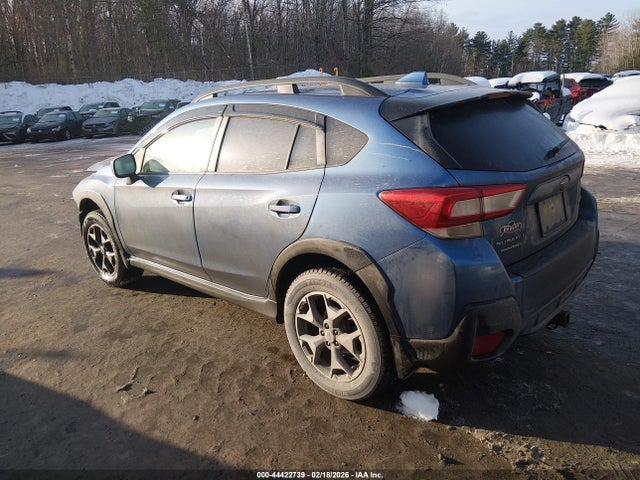 2018 SUBARU CROSSTREK JF2GTACC8JH256683 Photo 2