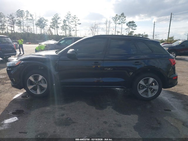 Aukcja sprzedaży 2025 Audi Q5 Premium 40 Tfsi Quattro S Tronic, vin: WA1ABAFY7S2051580, numer aukcji: 44422750