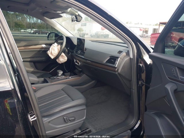 2025 AUDI Q5 WA1ABAFY7S2051580 Photo 4