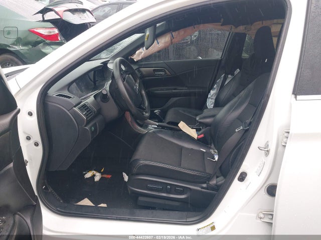 1HGCR2F56HA220798 Honda Accord Sport