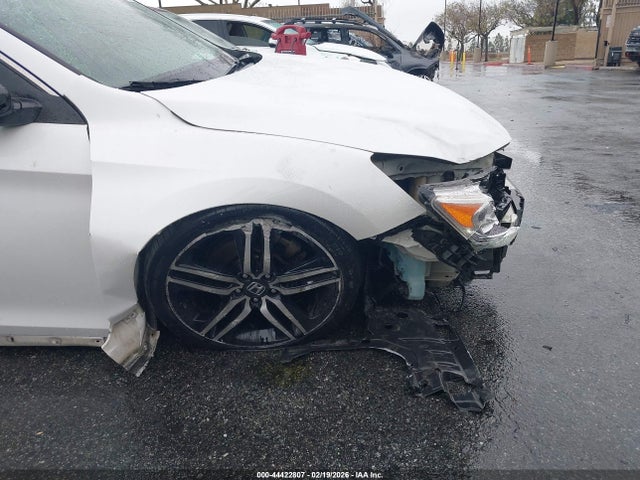 1HGCR2F56HA220798 Honda Accord Sport