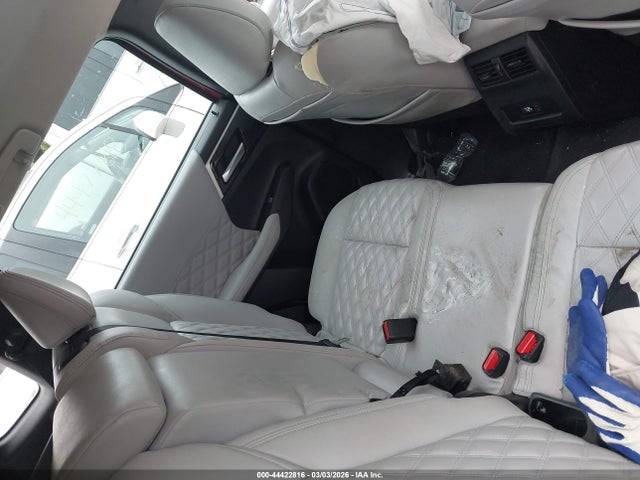 44422816 :رقم المزاد ، JA4J4VA88NZ081918 vin ، 2022 Mitsubishi Outlander Sel Special Edition S-awc مزاد بيع